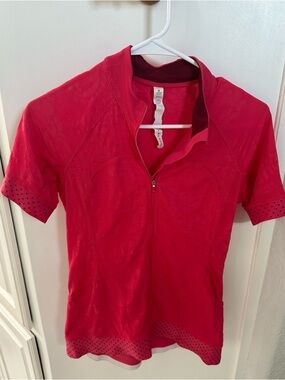 lululemon athletica Hot Pink Zip-Front bicycle 🚲 top